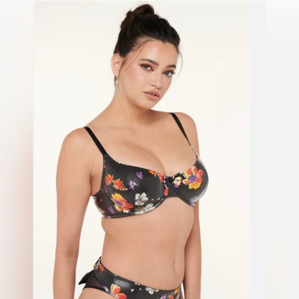 NWT SavagexFenty Rihanna Night Blooms Bra and High-Leg Bikini COMPLETE SET